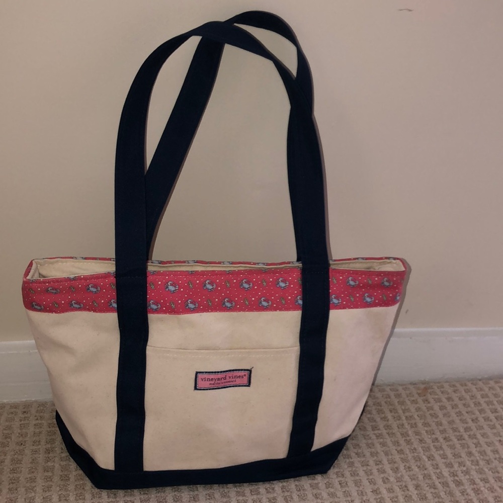 Vineyard Bines Classic Tote Bag